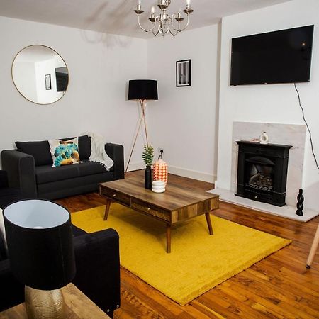 Villa Tower Square House à Alloa Extérieur photo